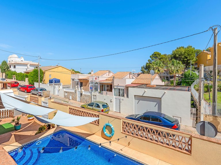 Villa for Sale in Alfas Del Pi, Alicante 34