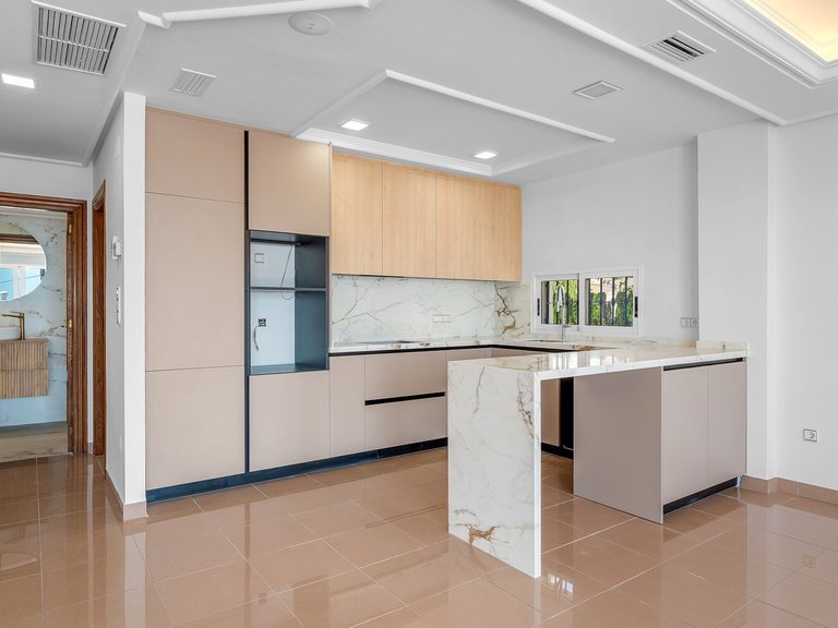 Villa for Sale in Torrevieja, Alicante 10