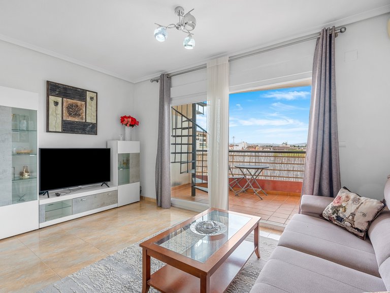 Apartment for Sale in Almoradi, Alicante 1