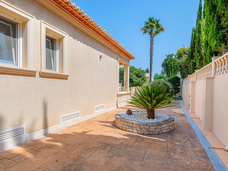Villa for Sale in Benissa, Alicante 28