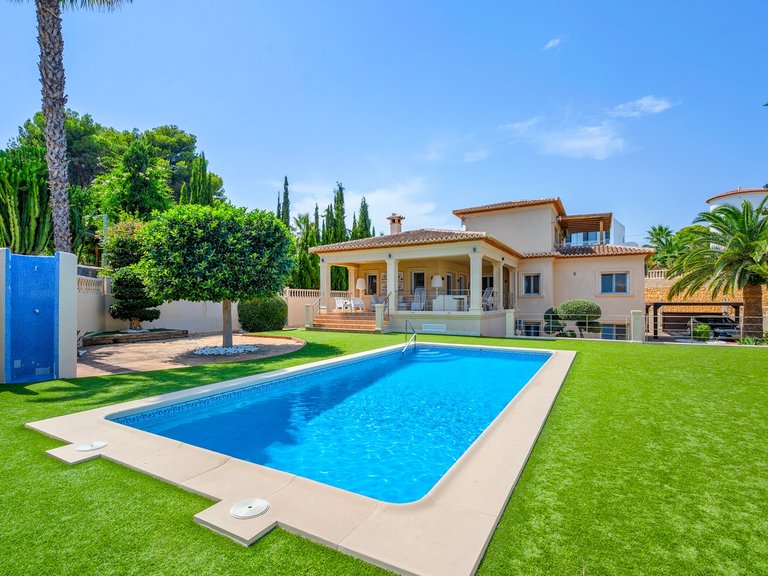Villa for Sale in Benissa, Alicante 1