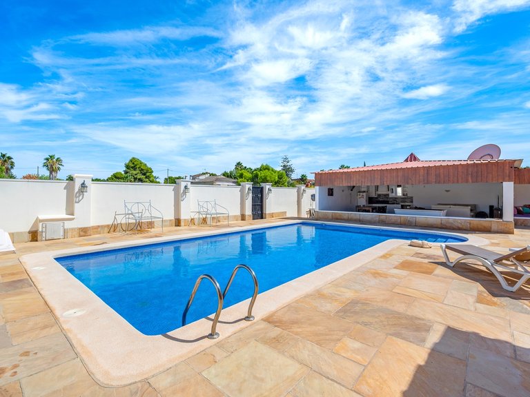 Country House for Sale in Las Heredades, Almoradi, Alicante 45