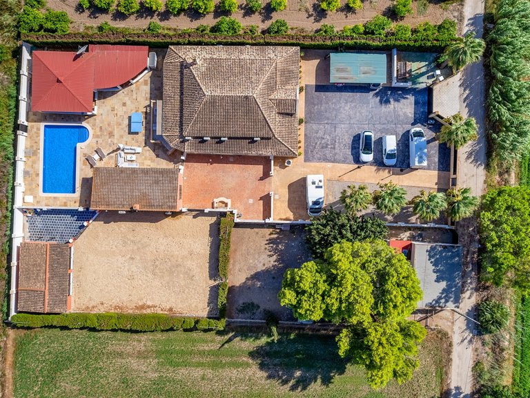 Country House for Sale in Las Heredades, Almoradi, Alicante 2