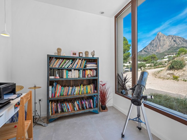 Villa for Sale in Finestrat, Alicante 8