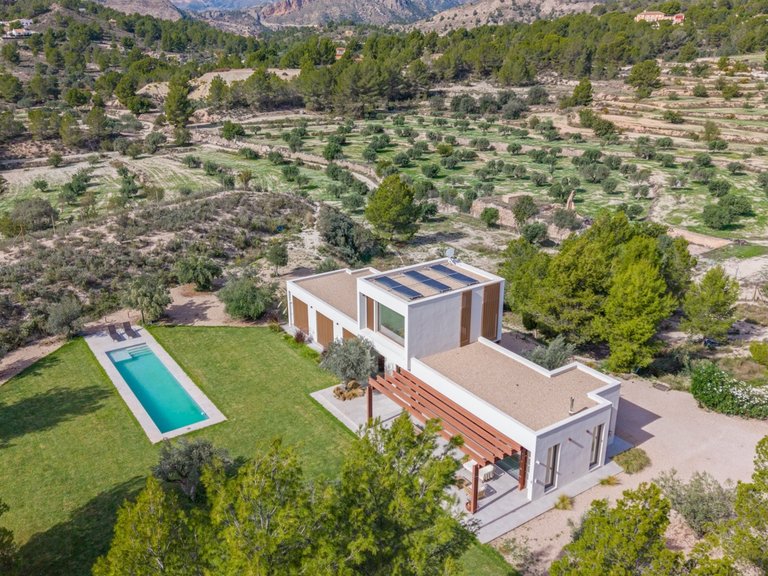Villa for Sale in Finestrat, Alicante 40
