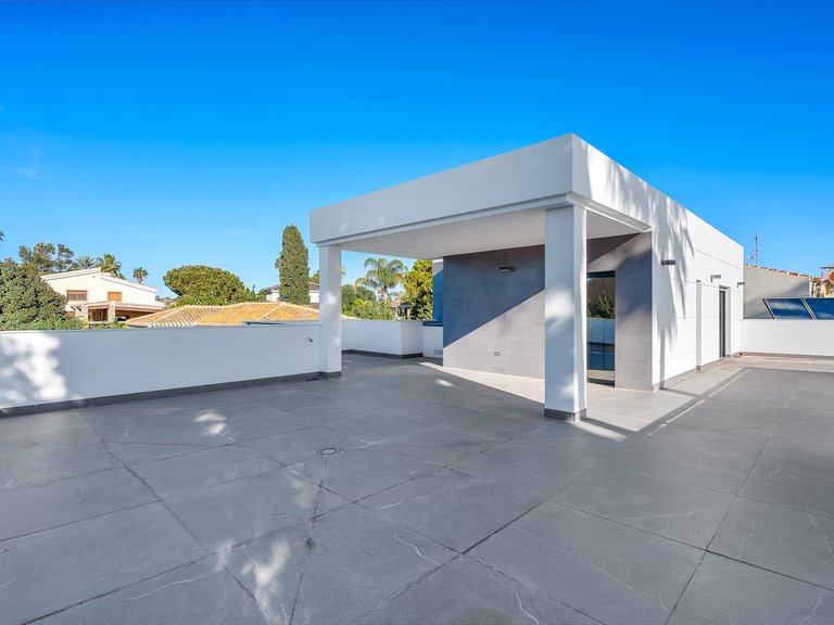 Villa for Sale in Campoamor, Alicante 15