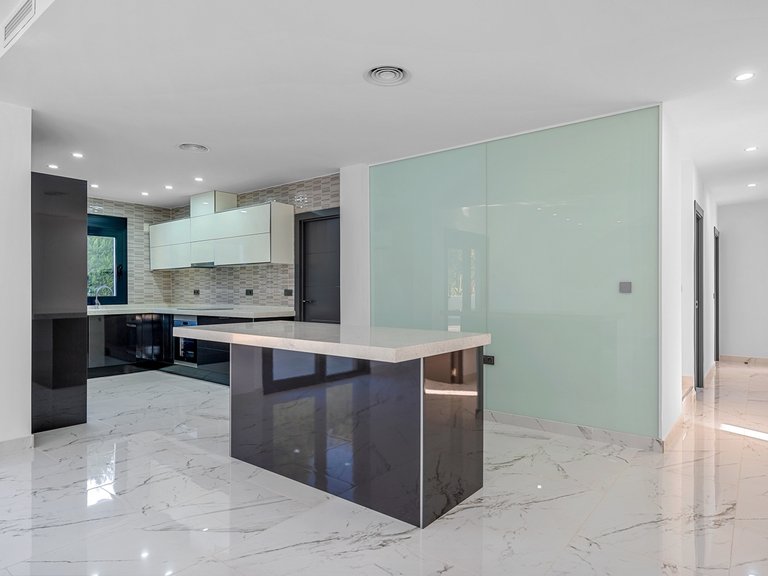 Villa for Sale in Campoamor, Alicante 25