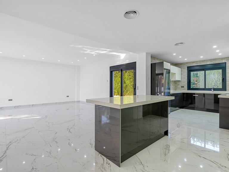 Villa for Sale in Campoamor, Alicante 24