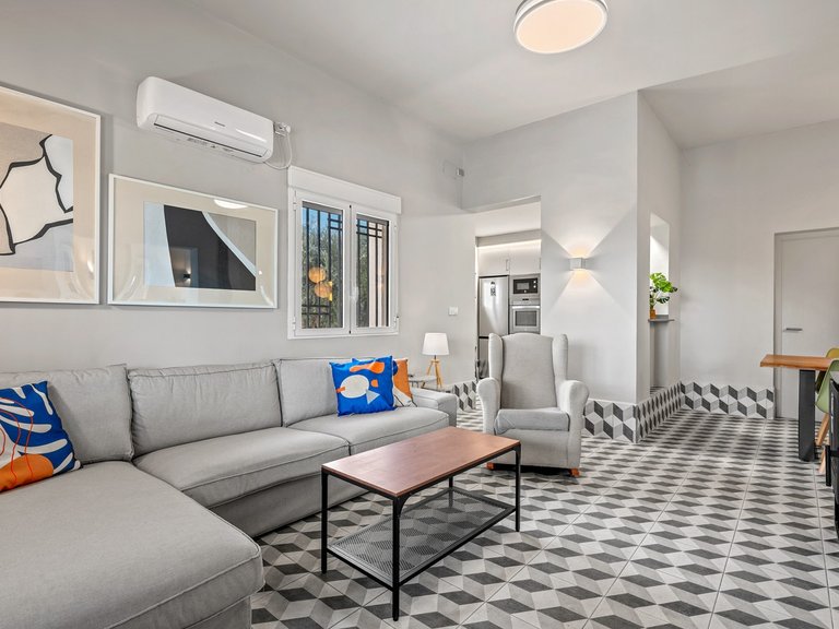 Villa for Sale in Elche/Elx, Elche, Alicante 7