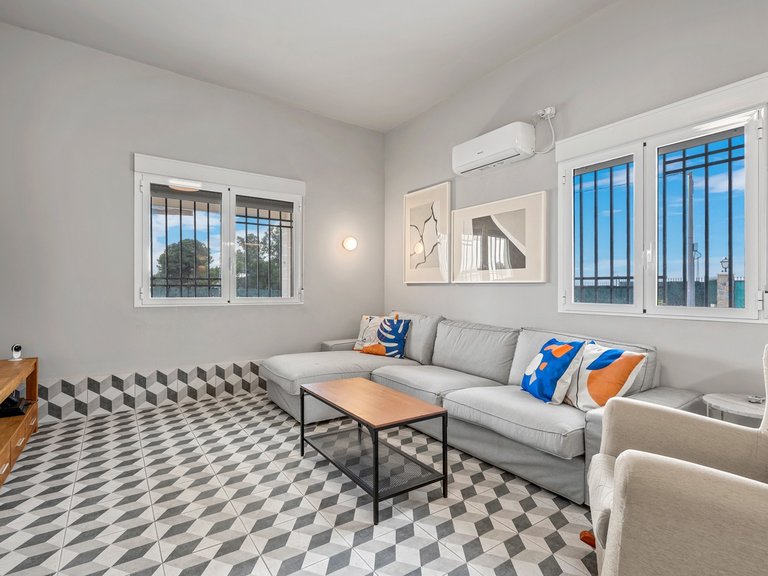 Villa for Sale in Elche/Elx, Elche, Alicante 8