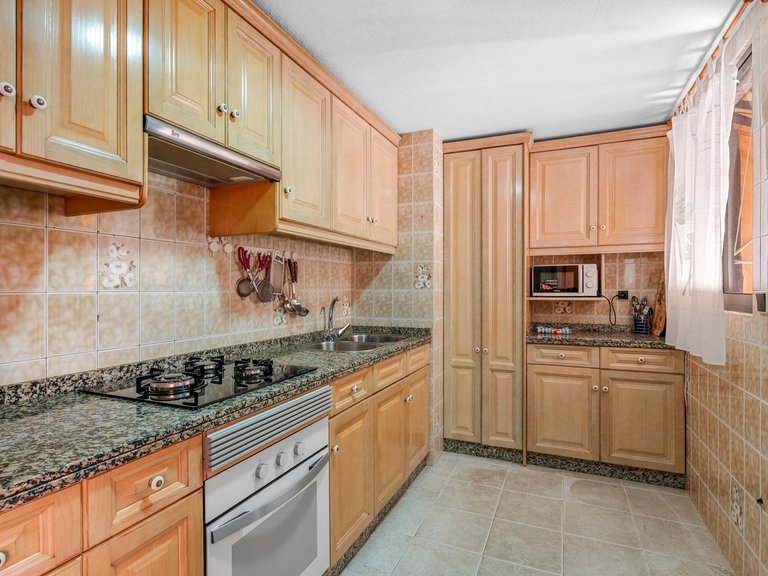 Apartment for Sale in Segunda linea playa, Arenales Del Sol, Alicante 9
