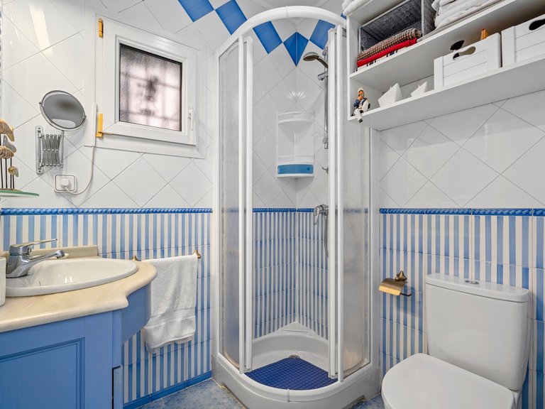 Apartment for Sale in Torrevieja, Alicante 26