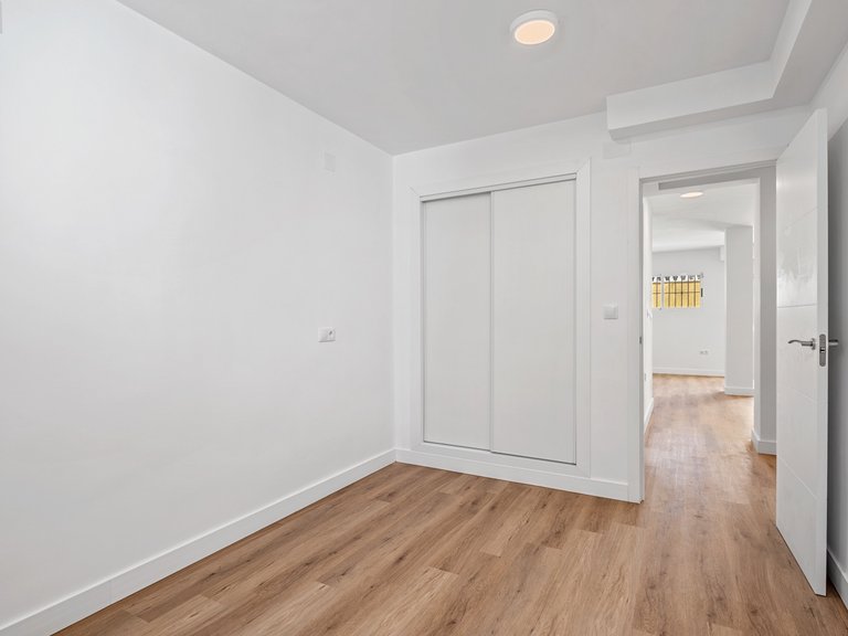 Town House for Sale in Benimar, Alicante 30