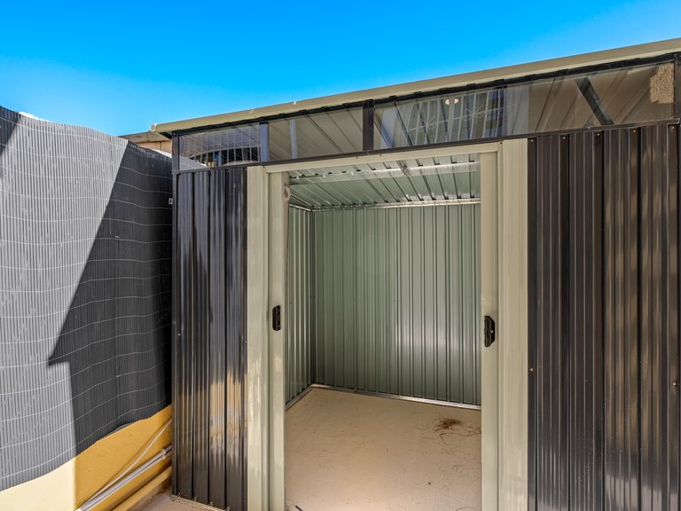 Town House for Sale in Benimar, Alicante 32