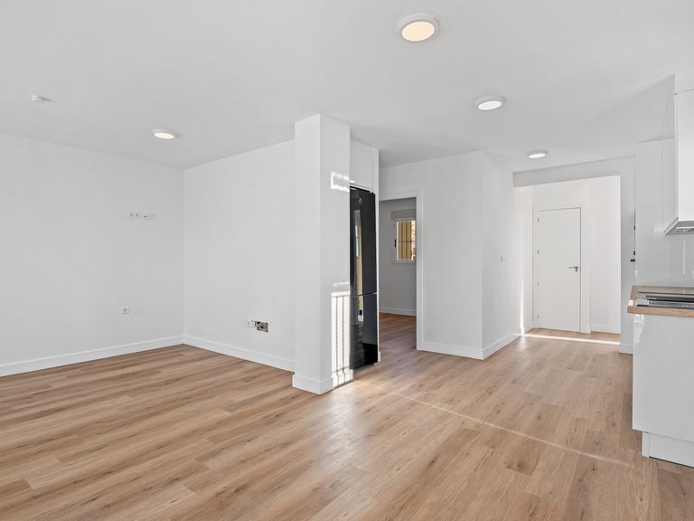 Town House for Sale in Benimar, Alicante 7