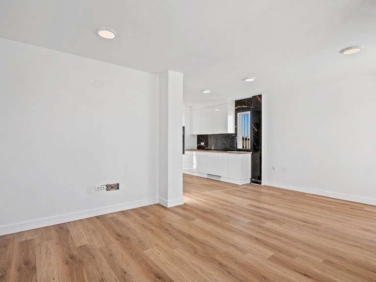 Town House for Sale in Benimar, Alicante 10