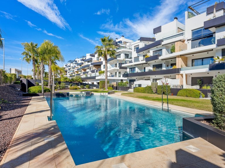 Apartment for Sale in Villamartin, Alicante 49