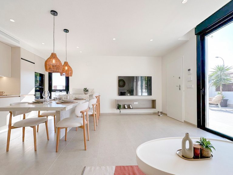 Town House for Sale in Santiago De La Ribera, Alicante 2