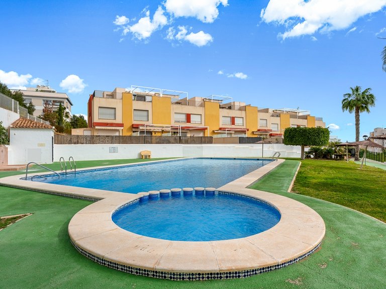 Town House for Sale in Villamartin, Orihuela Costa, Alicante 33