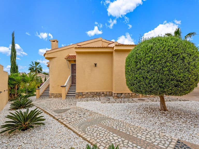 Villa for Sale in Ciudad Quesada, Alicante 46