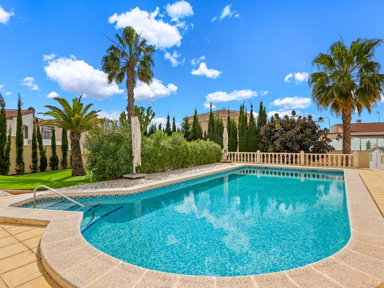 Villa for Sale in Ciudad Quesada, Alicante 35