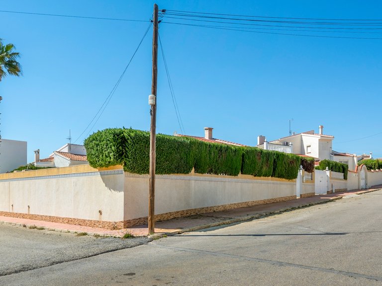 Villa for Sale in Ciudad Quesada, Alicante 35