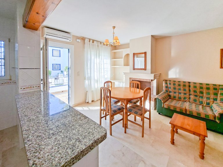 Town House for Sale in Villamartin, Alicante 6