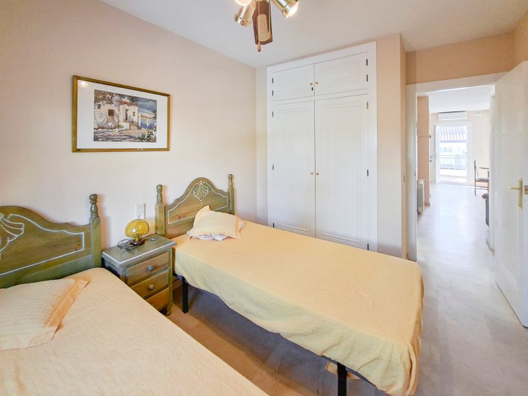 Town House for Sale in Villamartin, Alicante 9