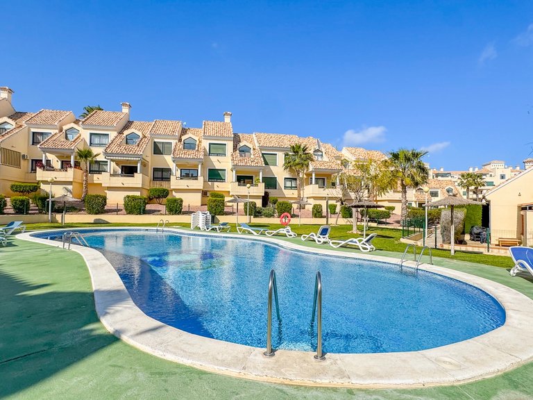Apartment for Sale in Lomas de Campoamor, Orihuela Costa, Alicante 1