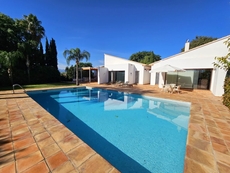 Villa for Sale in Inland Ondara, Alicante 1