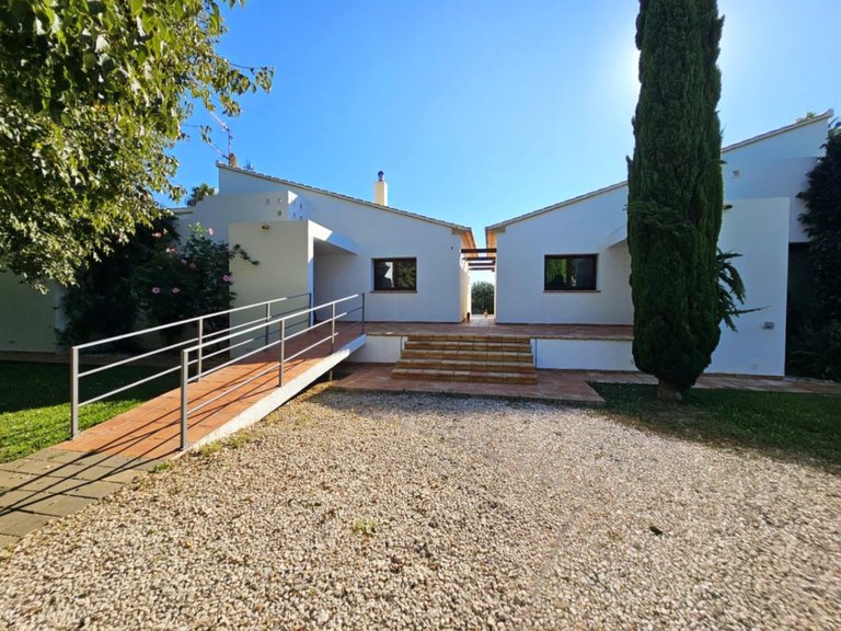 Villa for Sale in Inland Ondara, Alicante 32