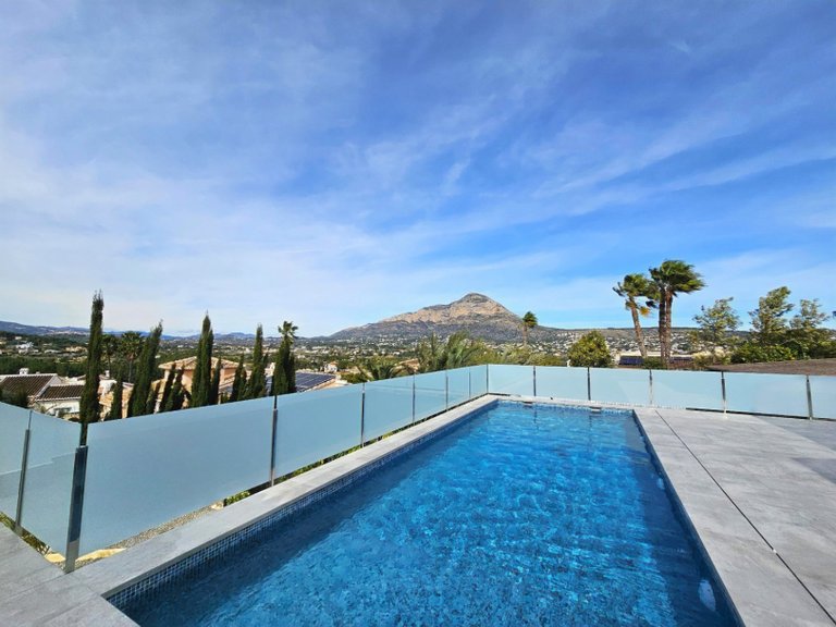 Villa for Sale in Costa Blanca Javea, Alicante 1