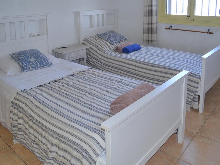 Villa for Sale in Inland Pedreguer, Alicante 4