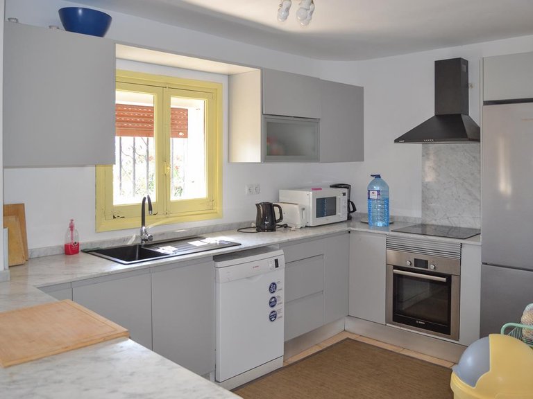 Villa for Sale in Inland Pedreguer, Alicante 2
