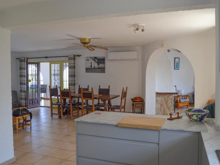 Villa for Sale in Inland Pedreguer, Alicante 3