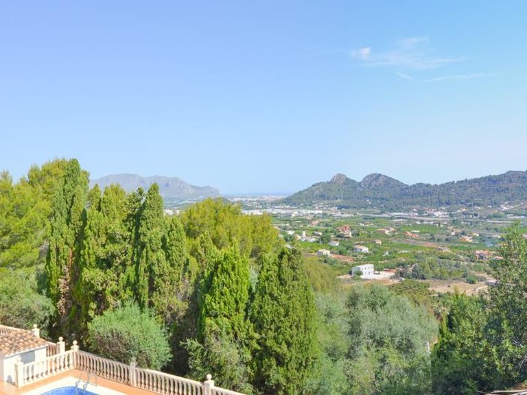 Villa for Sale in Inland Pedreguer, Alicante 46