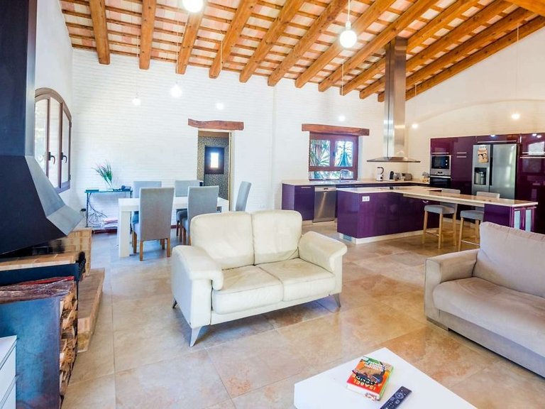 Town House for Sale in Mont-ras, Gerona 11