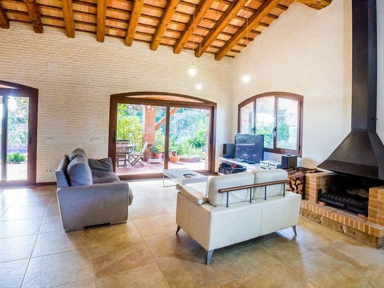 Town House for Sale in Mont-ras, Gerona 14
