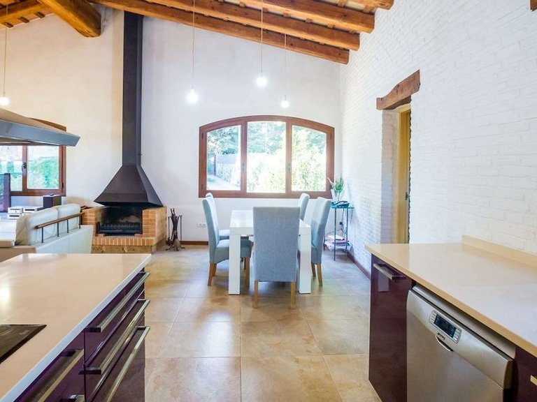 Town House for Sale in Mont-ras, Gerona 15