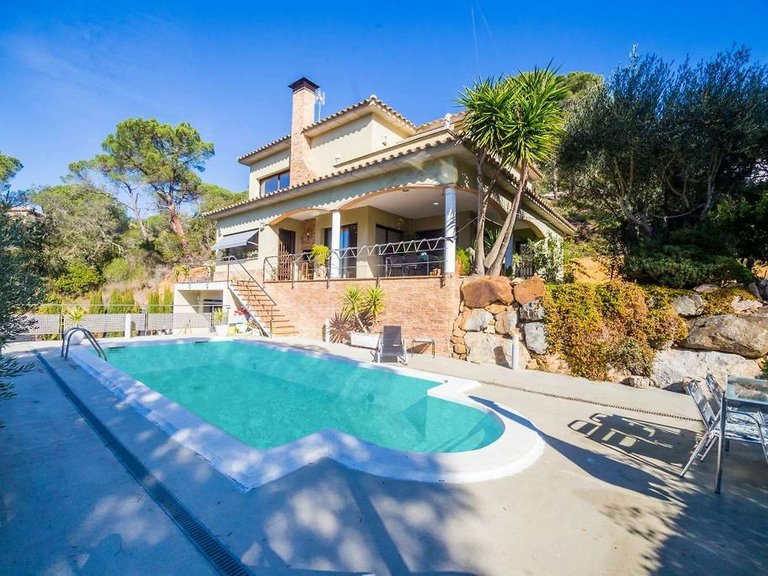 Town House for Sale in Calonge, Gerona 1