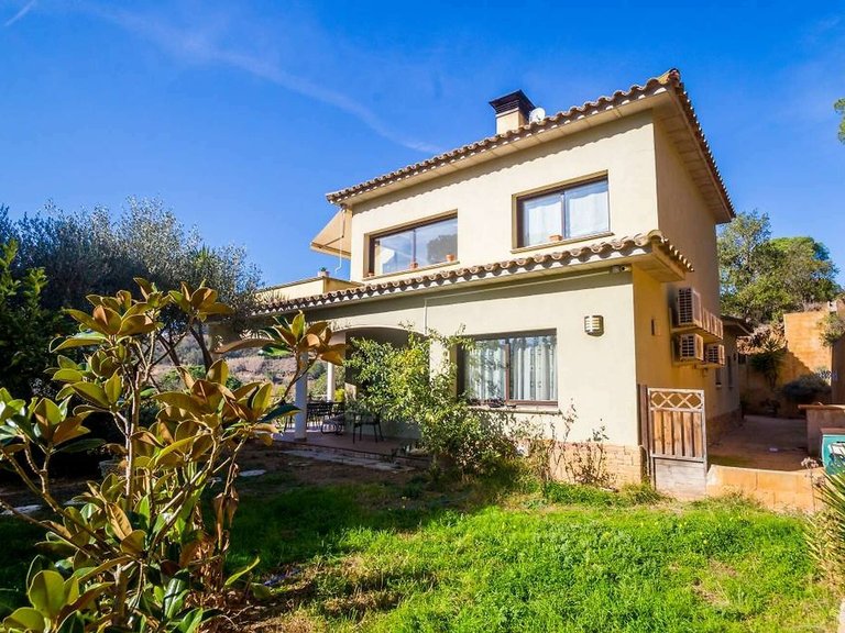 Town House for Sale in Calonge, Gerona 8