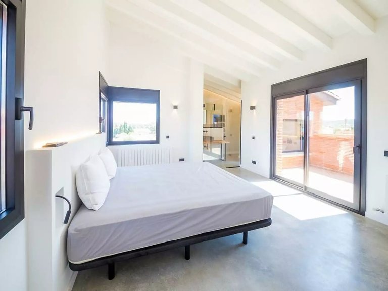 Town House for Sale in Vall-llobrega, Gerona 37