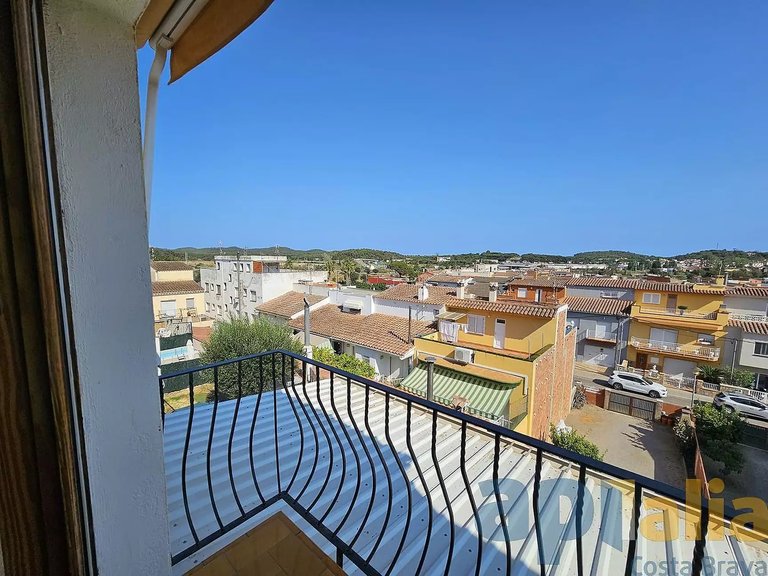 Town House for Sale in Palamós, Gerona 1