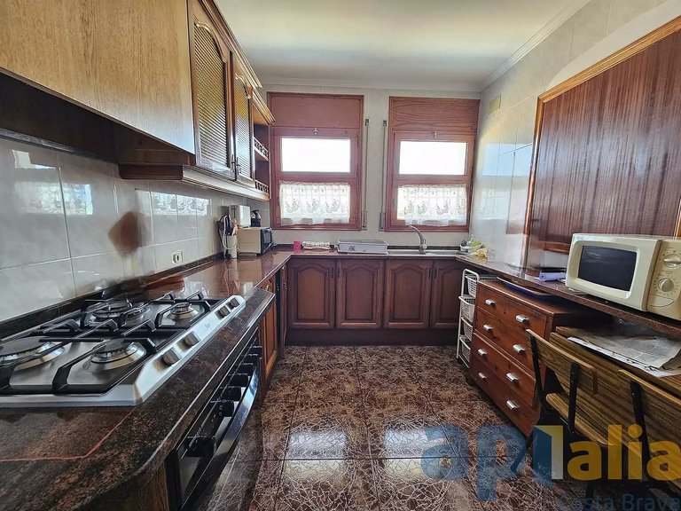 Town House for Sale in Palamós, Gerona 10
