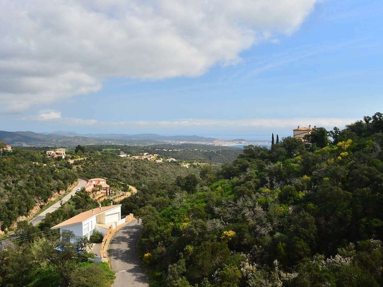Town House for Sale in Platja D'aro, Gerona 2