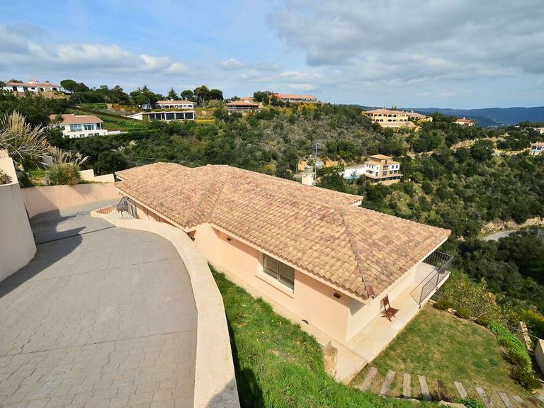 Town House for Sale in Platja D'aro, Gerona 5