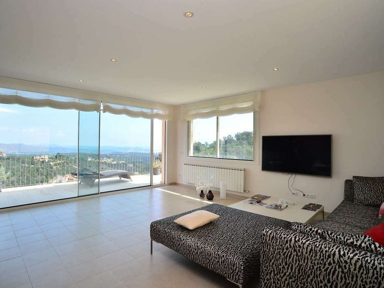 Town House for Sale in Platja D'aro, Gerona 12