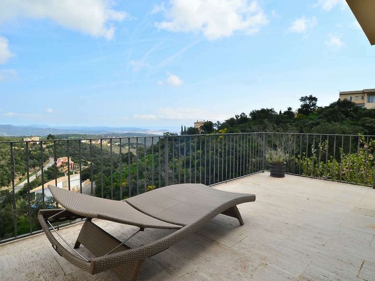 Town House for Sale in Platja D'aro, Gerona 26