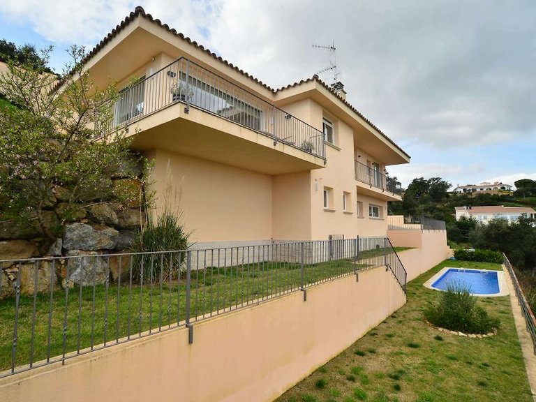 Town House for Sale in Platja D'aro, Gerona 41