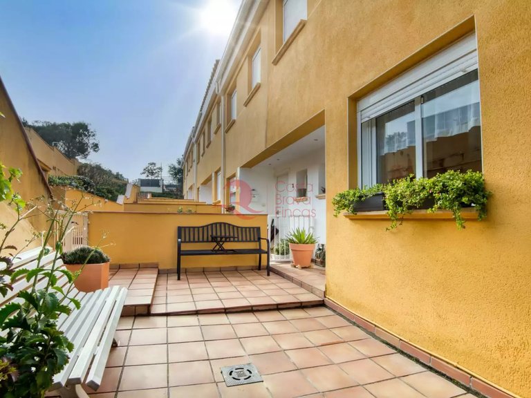 Town House for Sale in Platja D'aro, Gerona 4